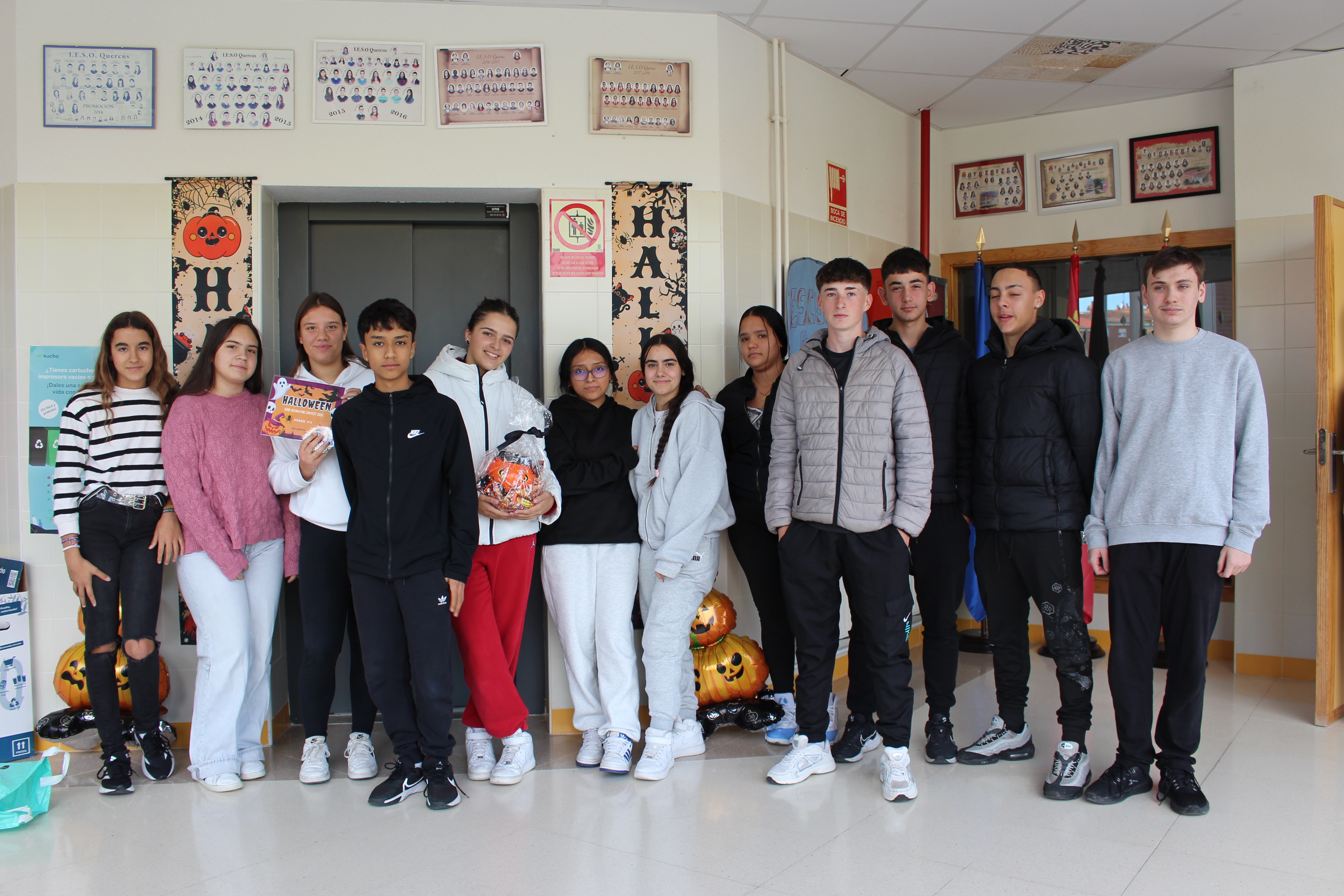 Clase ganadora de concurso de puertas